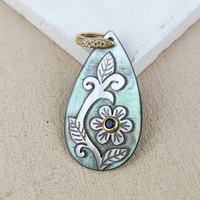 Breloque en nacre noire naturelle en forme de goutte d'eau avec motif floral sculpté et zircon, idéale pour collier DIY – Meilleure vente