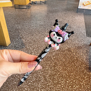 Nuevo Bolígrafo de Clic con Diseño de Animal 3D Estilo Caricatura, Bolígrafo de Punta Redonda de Metal de Secado Rápido, Tinta Negra de 14 cm para Estudiantes que Resuelven Problemas Rápidamente - Product Image 4