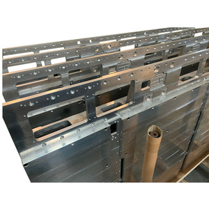 Service d'usinage CNC professionnel de haute qualité pour le quatrième axe logeant le genre de produit de fonte de matériel d'acier inoxydable - Product Image 3