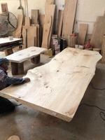Table basse moderne et traditionnelle en bois de noyer massif sur mesure avec bord naturel, plateau durable pour salon, garantie 5 ans