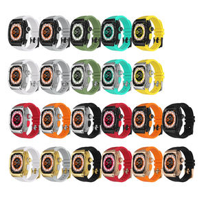Vente en gros Boîtier en acier inoxydable professionnel unique avec bracelet en silicone en option de plusieurs couleurs Boîtier de montre pour séries de montres - Product Image 2