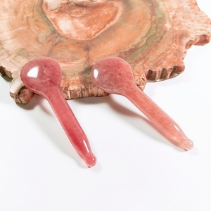 <span class=keywords><strong>Prix</strong></span> d'usine pas cher Gus Peigne Outils faciaux Champignon Fraise Quartz Gua Sha Cuillère - Product Image 3