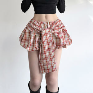 Jupe à carreaux rouges style urbain doux et épicé, jupe tulipe rétro avec détail de nœud, jupe décontractée tendance pour femme - Product Image 1