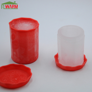 Molde para Vasos de Hielo Cilíndricos Rojos Originales con Tapa, Capacidad de 130 ml - Product Image 2
