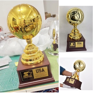 SE7 Resina personalizada Cricket Balonmano <span class=keywords><strong>Trofeos</strong></span> Deportes y medallas Deportes Baloncesto Fútbol Trofeo Columna - Product Image 2