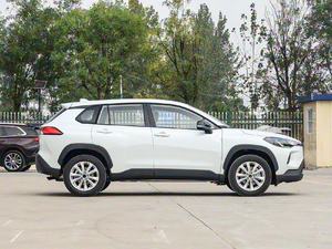 Toyota Corolla Cross híbrido, modelo SUV 2026, versión Elite de 2.0L, blanco o negro a elección. - Product Image 2