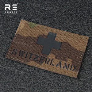 스위스 위장 플래그 패치 레이저 컷 반사 NIR IRR 패치 전술 장비 용 패치 색상 및 크기 사용자 정의 - Product Image 4