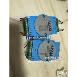 Convertidor RS-232 a RS-422/485 Aislado de Grado Industrial Advantech ADAM-4520 H - Product Image 1