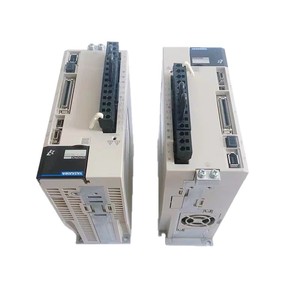 Controlador de Motor Yaskawa SGD7S-TR6A00A Servo Drive 100W IP20 Hecho en Japón - Product Image 3