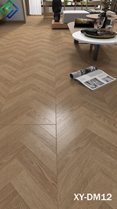 <span class=keywords><strong>Parquet</strong></span> a spina di pesce in rilievo AC4 pavimenti in <span class=keywords><strong>laminato</strong></span> 7-12mm per uso residenziale <span class=keywords><strong>e</strong></span> commerciale - Product Image 2