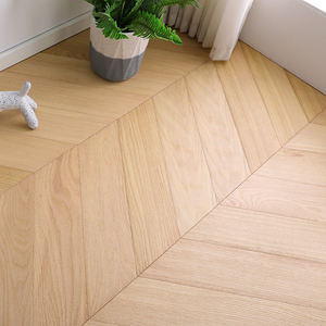 Plancher en bois d'ingénierie multicouche en frêne de 16 mm, à clipser, motif chevron, insonorisant, rustique, à âme rigide, qualité REACH ABCD, pour salle à manger - Product Image 1