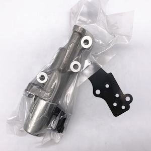 Solenoide <span class=keywords><strong>de</strong></span> sincronización <span class=keywords><strong>de</strong></span> leva <span class=keywords><strong>de</strong></span> válvula <span class=keywords><strong>Variable</strong></span> <span class=keywords><strong>de</strong></span> pieza <span class=keywords><strong>de</strong></span> motor 1655-82Z20 16550-82Z21 2T1033 OCV006 para Suzuki Equator - Product Image 1