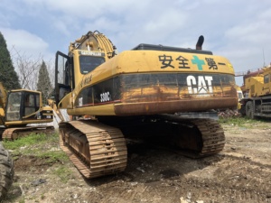 Excavadora Hidráulica Usada 330C L de 34 Toneladas con Motor Cummins y Válvulas ENERPAC para Construcción - Product Image 4
