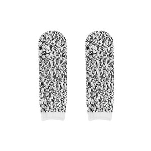 Cut-Resistant Finger Cot Level 5 HPPE Fiber Construction Industry Hand Protection Thumb Guard Picking Carving Tools - Product Image 3