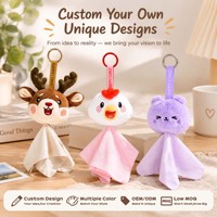Fabricant de porte-clés en peluche personnalisés, animaux en peluche mignons de dessin animé, poupées en tissu avec lunettes, breloques de sac uniques OEM pour enfants