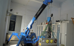 מכירה חם Kbu 3.0 טון זחילה מיני זחילה מנוף מנוע דיזל 25M גובה הרמה - Product Image 4