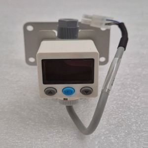 สวิตช์เซนเซอร์แสดงผลดิจิตอลบวก KP50EH-011-F1 - Product Image 1