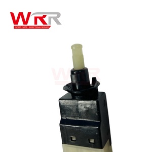 2E0945515A A0015456709 Interrupteur de feu stop pour Mercedes-Benz W906 Sprinter – Ensemble de commande de capteur de pédale de feu stop de voiture, durable et de qualité supérieure - Product Image 6