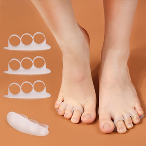 Correcteur d'orteils en gel de silicone à trois trous <span class=keywords><strong>pour</strong></span> <span class=keywords><strong>hallux</strong></span> <span class=keywords><strong>valgus</strong></span>, <span class=keywords><strong>pour</strong></span> hommes et femmes, usage quotidien décontracté, étireur d'orteil gros doigt - Product Image 1