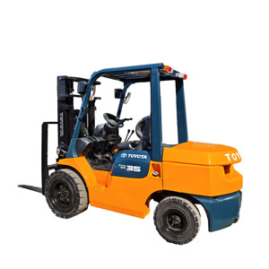 รถยกโตโยต้ามือสอง 3.5 ตัน แบบตีนตะขาบ เครื่องยนต์เบราก้าวเดิน รุ่นปี 2025 อะไหล่แท้จากญี่ปุ่น คุณภาพดี รับน้ำหนักได้ 4500 กก. - Product Image 1