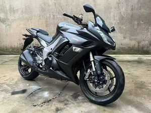 <span class=keywords><strong>Moto</strong></span> <span class=keywords><strong>Kawasaki</strong></span> Z1000SX Sport Tourer avec carénage aérodynamique et réservoir de carburant de 21 L, motos à essence - Product Image 3