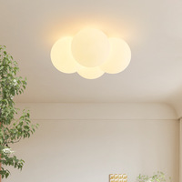 Lustre moderne et minimaliste de restaurant en forme de nuage Nordic Ins Warm Romantic Children's Bedroom Balloon Bubble Ceiling Surface Mounted