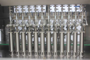 Máquina Llenadora de Líquido Automática con Servoaccionamiento para Desinfectante de Manos, Jabón Lavavajillas y Jabón Líquido - Product Image 2