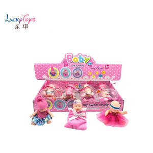 Bambola Reborn per bambini, non tossica, morbida e liscia, per l'educazione precoce e il gioco al chiuso - Product Image 2