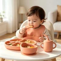 Ensemble de 6 pièces pour l'alimentation de bébé en silicone écologique et imperméable : assiette à ventouse, bol, bavoir, tasse, cuillère, fourchette – Ustensiles de repas pour tout-petits et sevrage