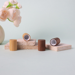 Portatile 10ml 15ml quadrato trasparente rotolo su vetro vuoto profumo deodorante rullo sfera bottiglie con veri coperchi di legno di bambù - Product Image 3