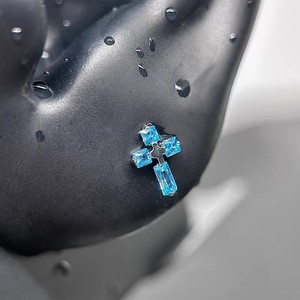 Piercing per Cartilagine dell'Orecchio in Lega di Titanio F136 di Grado Impiantabile, Gioiello Unisex con Cristallo, Regalo per Matrimonio o Compleanno - Product Image 3