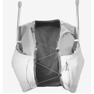 Échantillon Gratuit : Gilet d'hydratation pour la course en trail avec réservoir, sac à dos hydro pour marathonien - Product Image 1