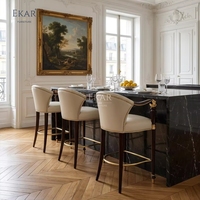 Tabouret de bar de luxe Majesté du Lion Impérial |   Cuir classique français &amp;   Sièges dorés - EKAR