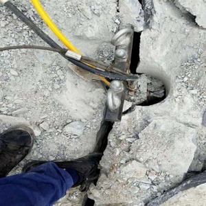 <span class=keywords><strong>Cuña</strong></span> y Herramienta de Corte Hidráulica Portátil <span class=keywords><strong>para</strong></span> Granito en Canteras y Operaciones Mineras - Product Image 5