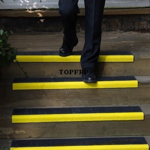 Profilé antidérapant pour escalier en fibre de verre FRP - Product Image 5