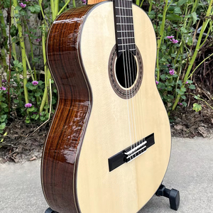 Guitarra Clásica de Cuerdas de Nylon Marca Aiersi Hecha a Mano de <span class=keywords><strong>Buena</strong></span> Calidad con Tapa Sólida y Aros y Fondo de Palisandro - Product Image 1