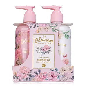 Accentra-Marken-Handpflege-Set Blossom in Geschenkbox hellrosa weiße Farbe duftend rosa safran handgemachte Seife