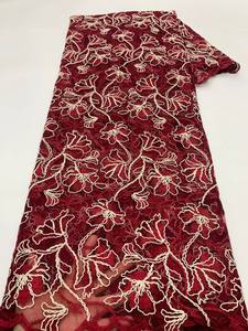 Nuovo tessuto di pizzo in tulle con ricamo ad arco di paillettes - Product Image 5