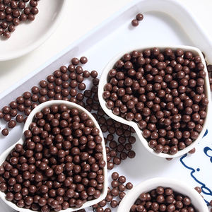초콜릿 라이스 크리스피 볼 순수 코코아 버터 초콜릿 크리스피 펄 디저트 장식용 크리스피 비즈 볼 - Product Image 2