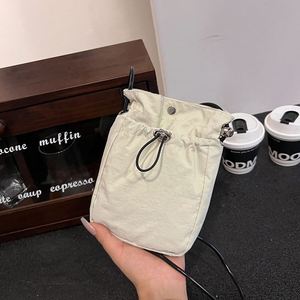 Bolsa Impermeable de Nailon para Teléfono Pequeño, Monedero con Cierre de Cordón, Bolsa Bandolera Portátil para Damas, OEM ODM Disponible - Product Image 4
