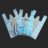 Sacs de courses en plastique bleu solide jetables personnalisés, sacs en plastique HDPE pour supermarché et épicerie