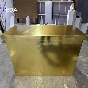 Mesa de Comedor Rectangular de Acrílico Dorado de Lujo Moderno LEDA para Eventos - Product Image 1