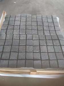 China Rough Surface Nonslip <strong>Flamed</strong> G684 Black <strong>Granite</strong> Paver and <strong>Cube</strong> for Driveway - Product Image 3