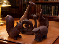 Ornement Abstrait Moderne Personnalisable Écologique Gravé en Forme d'Animal pour la Décoration Intérieure : Éléphant, Girafe, Ours, Hippopotame, Escargot, Écureuil