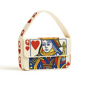 Sac à main en toile de polyester brodé à la main, motif Reine de Cœur, forme rectangulaire, thème Amour, artisanat de point de croix, idéal pour les fêtes - Product Image 1