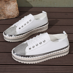 Nouvelles Chaussures Blanches Grande Taille pour Femmes Été 2024 – Mocassins Plateforme Style Européen-Américain en PU Artificiel – Vente en Gros - Product Image 6
