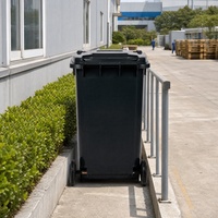 Conteneur à déchets robuste à roues de 360 L avec base renforcée pour la collecte des ordures lors d'événements extérieurs et de festivals