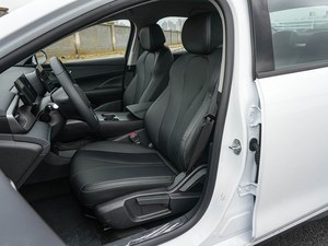 BYD Seal 05 DM-i Modello 2026 Edizione Lusso 128KM Auto Nuova - Product Image 4