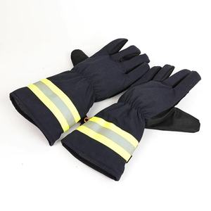 Guantes Resistentes al Fuego y al Desgaste, Aislantes y Retardantes de Llama para Bomberos y Rescate Forestal - Product Image 5
