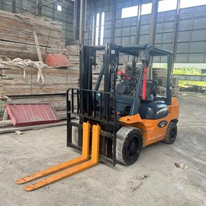 Japon Original 3ton Chariot élévateur utilisé TOYOTA Chariot élévateur FD30 Hauteur de levage 3m chariot élévateur diesel à vendre - Product Image 3